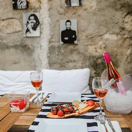 Firuze Alacati Hotel & Meyhane Nocleg ze śniadaniem Çeşme