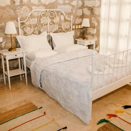 Firuze Alacati Hotel & Meyhane Bed & Breakfast Çeşme